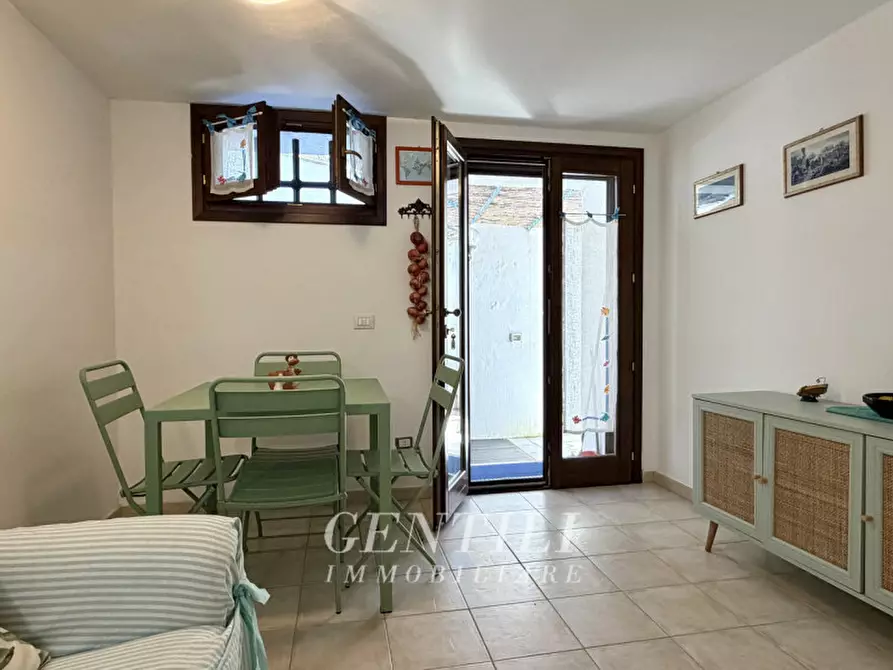 Immagine 40 di Appartamento in vendita  a Arzachena