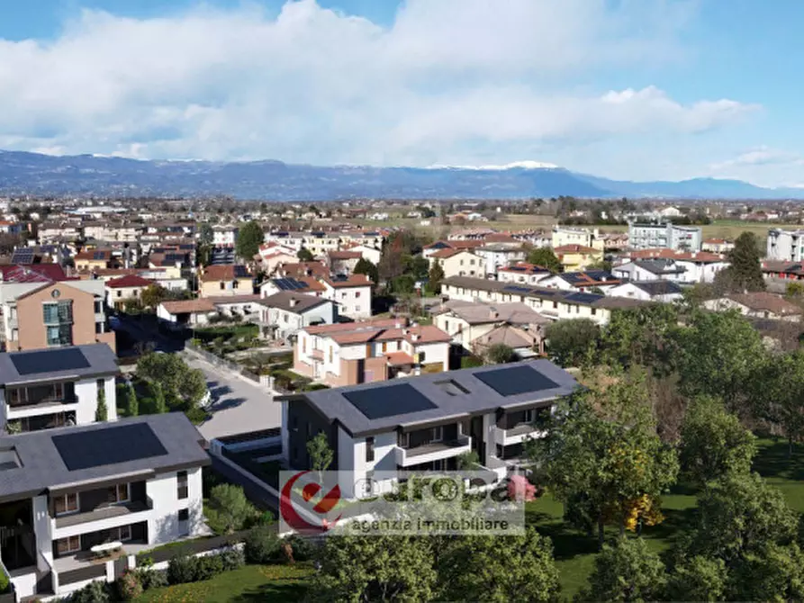 Immagine 7 di Appartamento in vendita  in Strada di saviabona, a Vicenza