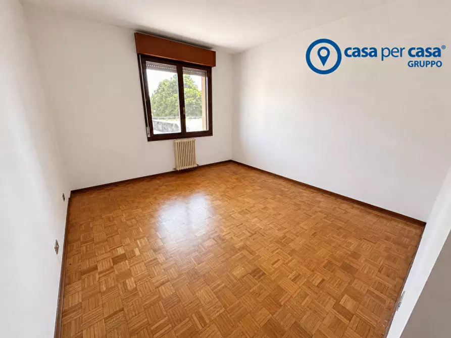 Immagine 10 di Appartamento in vendita  in Via Aldo Moro 47 a Adria