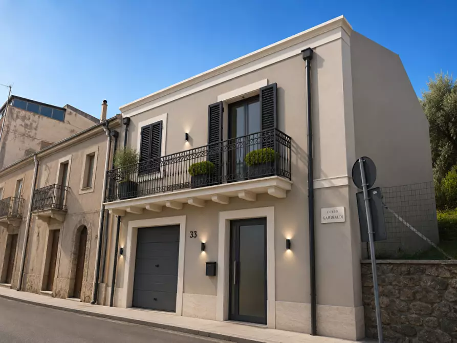 Immagine 2 di Casa indipendente in vendita  in Corso Giuseppe Garibaldi,489 a San Filippo Del Mela