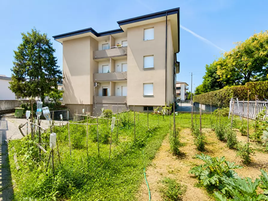 Immagine 37 di Appartamento in vendita  in Via Elmas a Caldogno