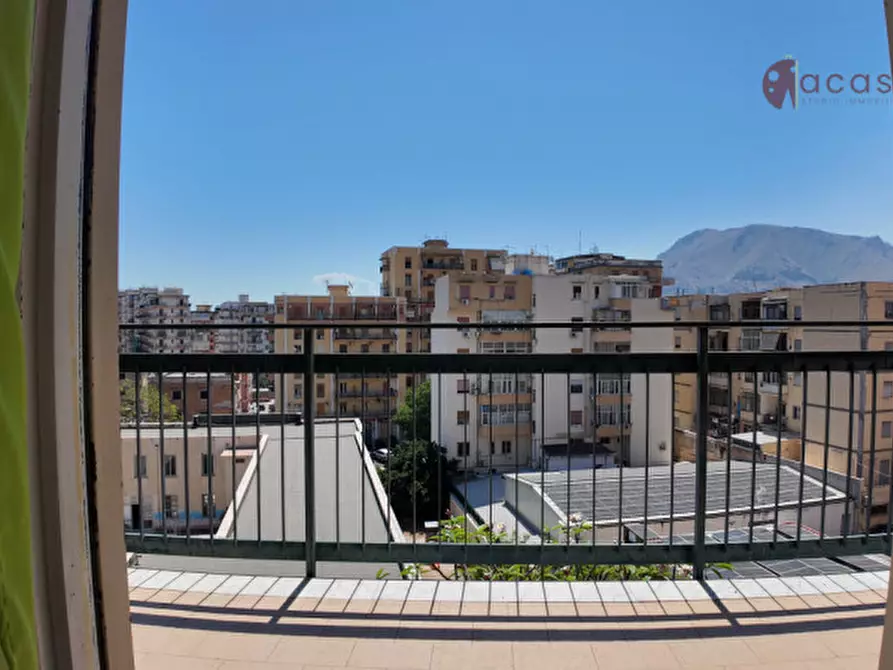 Immagine 5 di Camera in affitto  in Via Elia Crisafulli 15 a Palermo