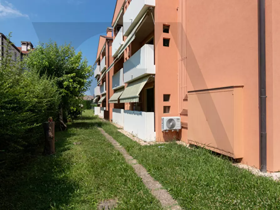 Immagine 26 di Appartamento in vendita  a Ponte San Nicolò