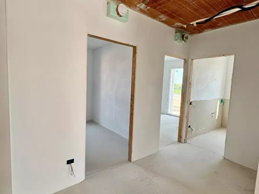 Immagine 18 di Casa indipendente in vendita  in Via Ruggero Leoncavallo a Abano Terme