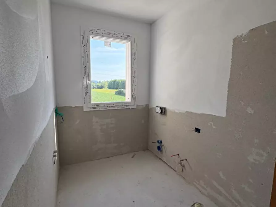 Immagine 26 di Casa indipendente in vendita  in Via Ruggero Leoncavallo a Abano Terme