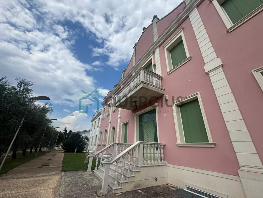Immagine 8 di Villa in vendita  in VIA ROSSINI a Lavagno