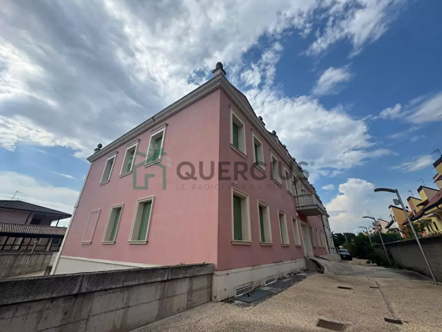 Immagine 9 di Villa in vendita  in VIA ROSSINI a Lavagno