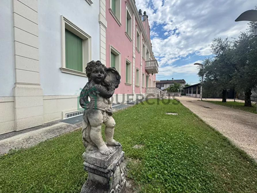 Immagine 13 di Villa in vendita  in VIA ROSSINI a Lavagno