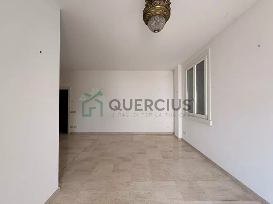 Immagine 19 di Villa in vendita  in VIA ROSSINI a Lavagno