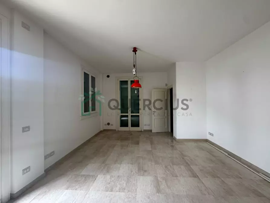 Immagine 23 di Villa in vendita  in VIA ROSSINI a Lavagno