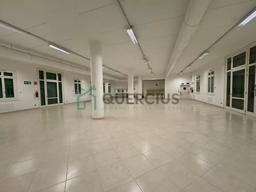 Immagine 30 di Villa in vendita  in VIA ROSSINI a Lavagno
