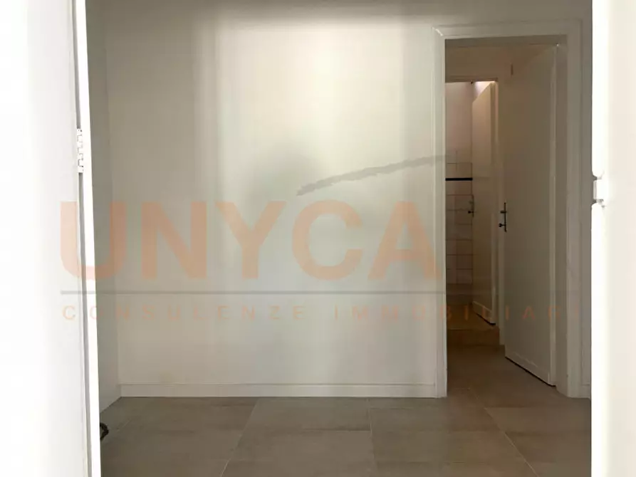 Immagine 3 di Negozio in vendita  in Via Luigi Lagrange a Padova