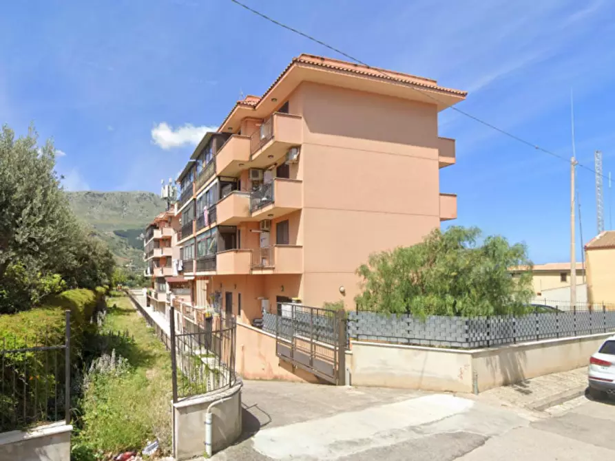 Immagine 5 di Appartamento in vendita  in Via Bergamo, 5, 90044 Carini PA, Italia a Carini
