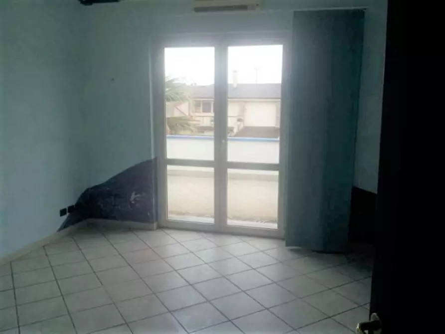 Immagine 26 di Appartamento in vendita  in Via Mercadante, N. 8/A a San Ferdinando