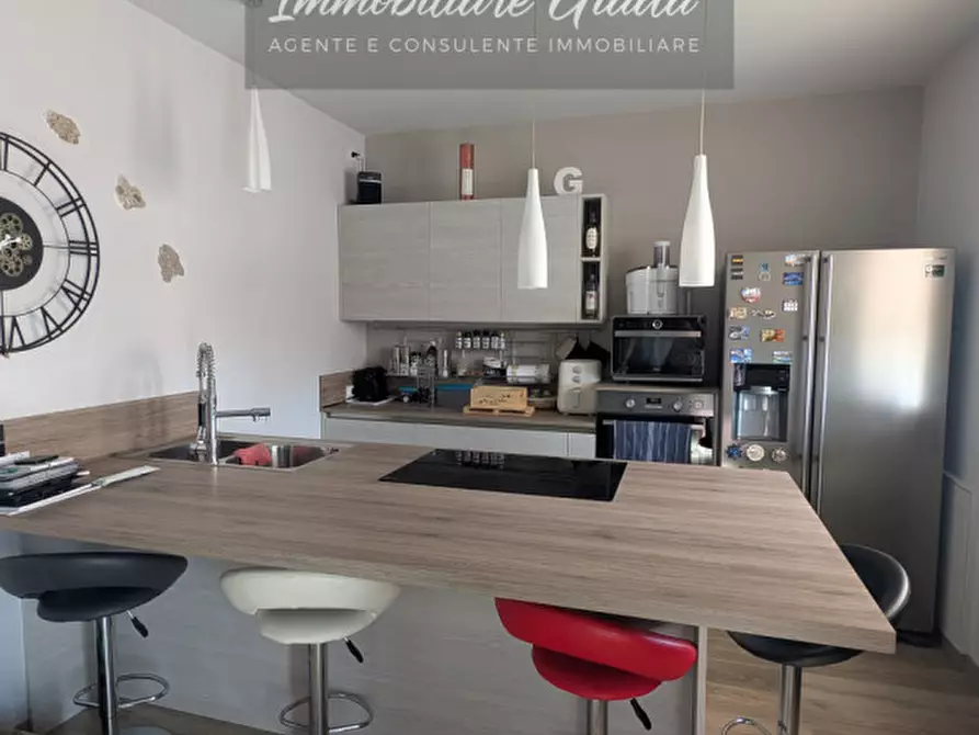 Immagine 2 di Casa indipendente in vendita  a Vittorio Veneto