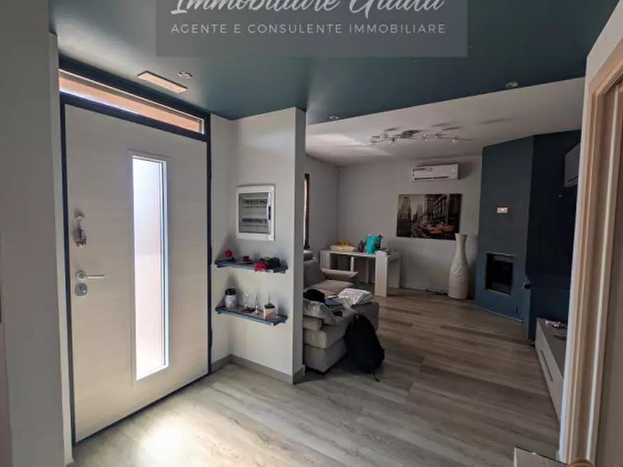 Immagine 7 di Casa indipendente in vendita  a Vittorio Veneto