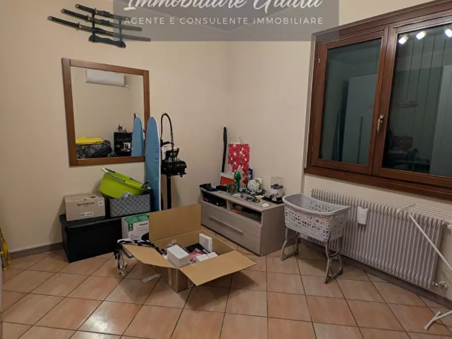 Immagine 15 di Casa indipendente in vendita  a Vittorio Veneto