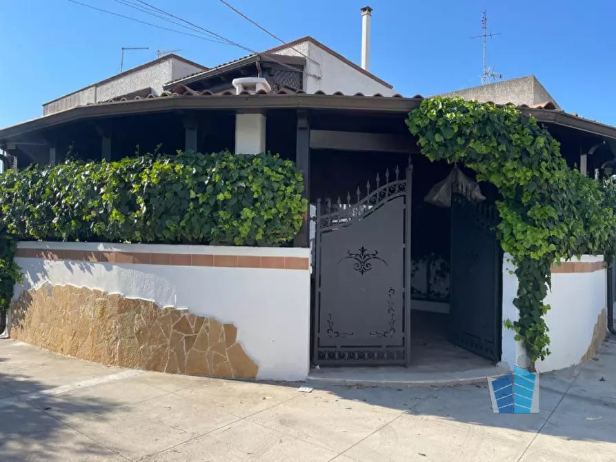 Immagine 2 di Casa bifamiliare in vendita  in via orione a Gallipoli