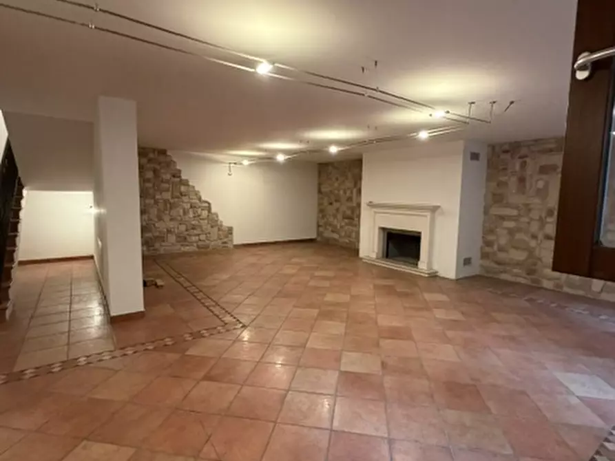 Immagine 9 di Villa in vendita  a Noventa Padovana
