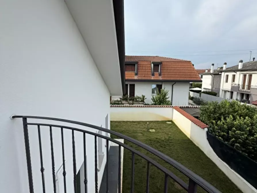 Immagine 21 di Villa in vendita  a Noventa Padovana