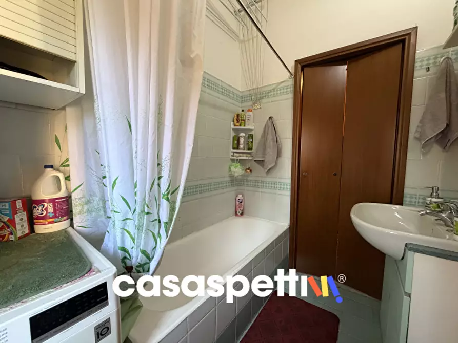 Immagine 17 di Appartamento in vendita  in Via Cristoforo Colombo n. 11 a Casarile