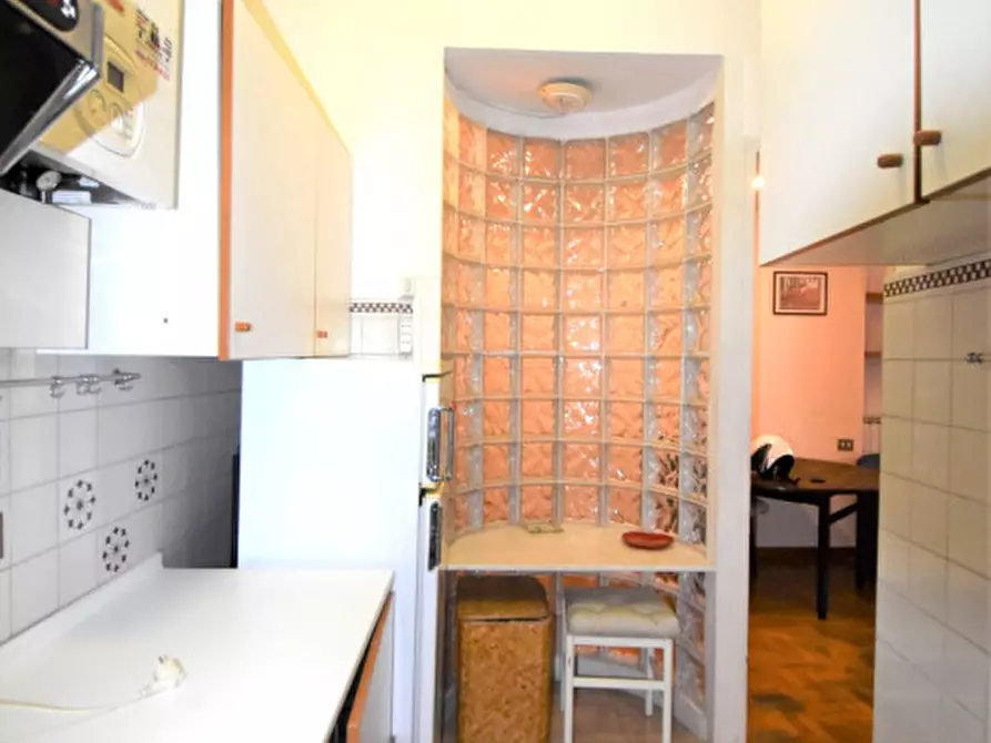 Immagine 12 di Appartamento in affitto  in via vincenzo monti a Roma