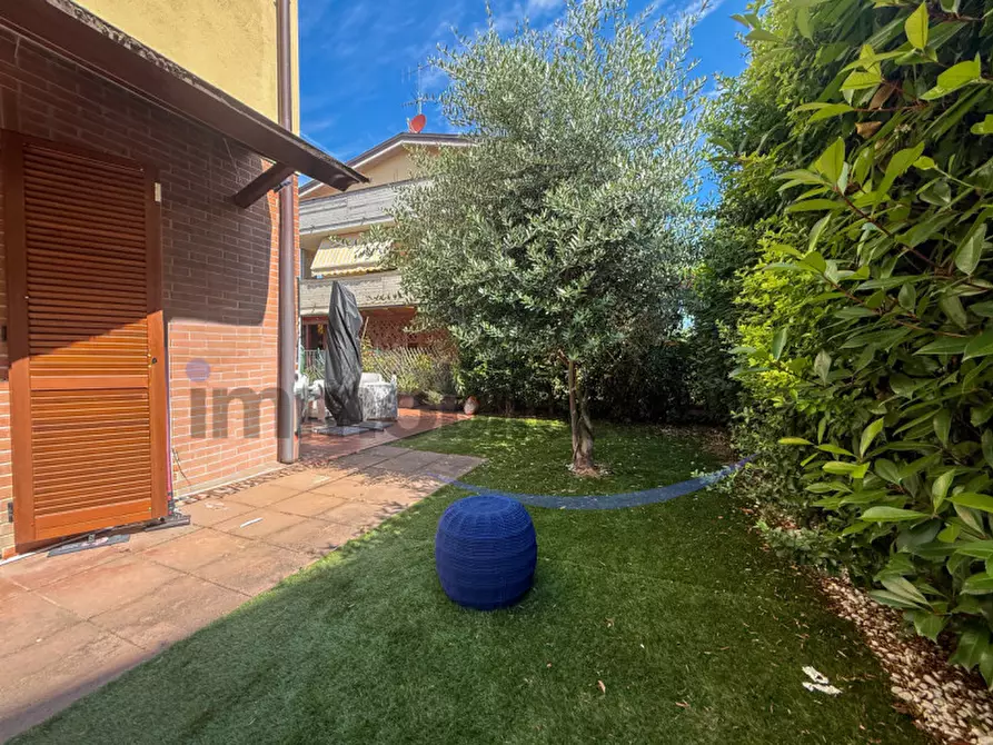 Immagine 13 di Appartamento in vendita  in Viale Santa Margherita a Arezzo