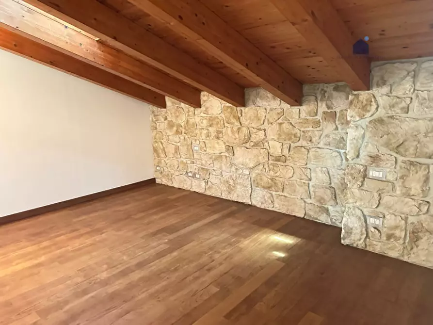 Immagine 34 di Villa in vendita  in Via Ghidina a Sirmione