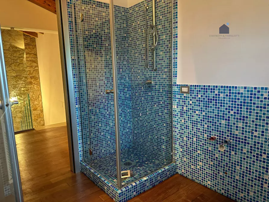 Immagine 38 di Villa in vendita  in Via Ghidina a Sirmione