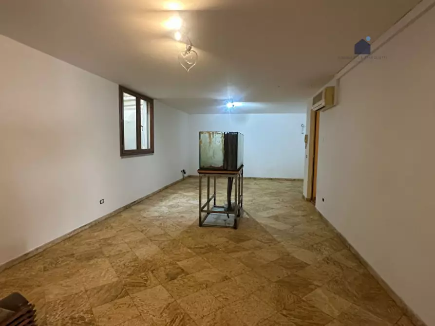 Immagine 48 di Villa in vendita  in Via Ghidina a Sirmione