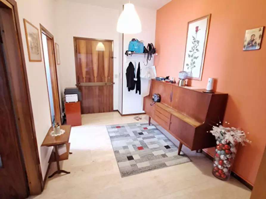 Immagine 11 di Appartamento in affitto  in Viale Gaetano Moreali a Modena
