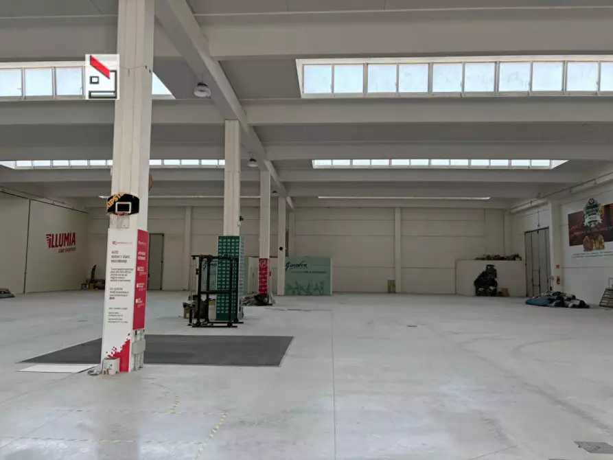 Immagine 1 di Capannone industriale in vendita  in Via Case Nuove a Acqualagna