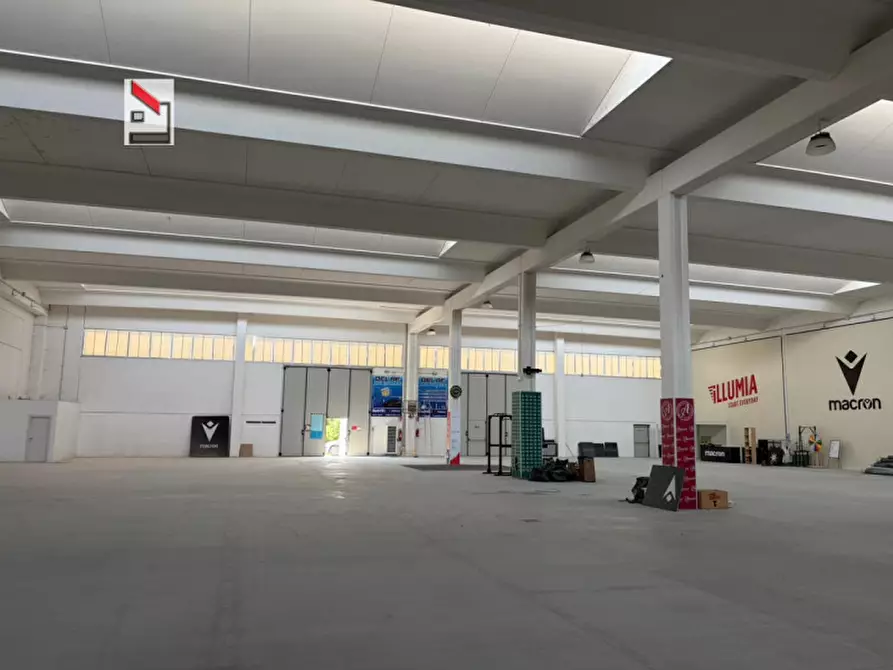 Immagine 2 di Capannone industriale in vendita  in Via Case Nuove a Acqualagna