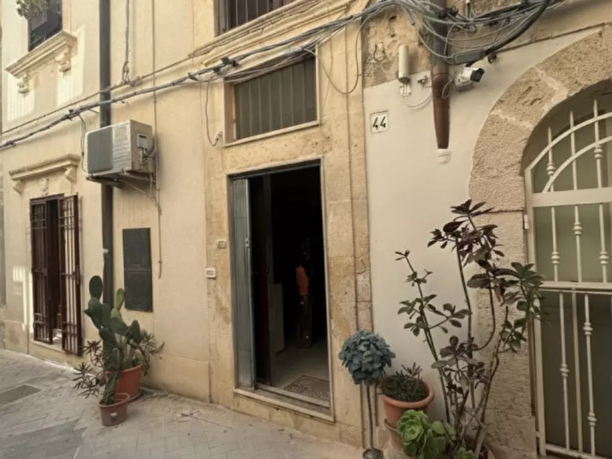 Immagine 1 di Appartamento in vendita  in Via Salomone 44 a Siracusa