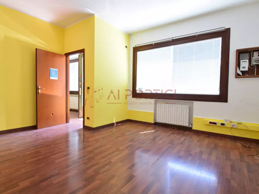Immagine 2 di Ufficio in affitto  in Via Crociata a Piove Di Sacco