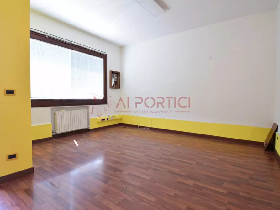 Immagine 4 di Ufficio in affitto  in Via Crociata a Piove Di Sacco