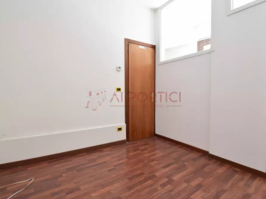 Immagine 8 di Ufficio in affitto  in Via Crociata a Piove Di Sacco