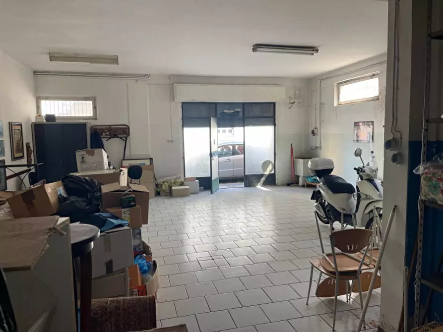 Immagine 2 di Garage in vendita  in Via Corinaldo a Ancona