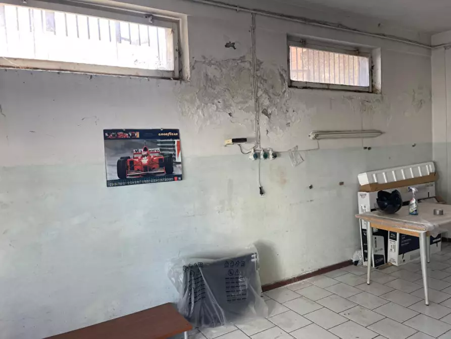 Immagine 5 di Garage in vendita  in Via Corinaldo a Ancona