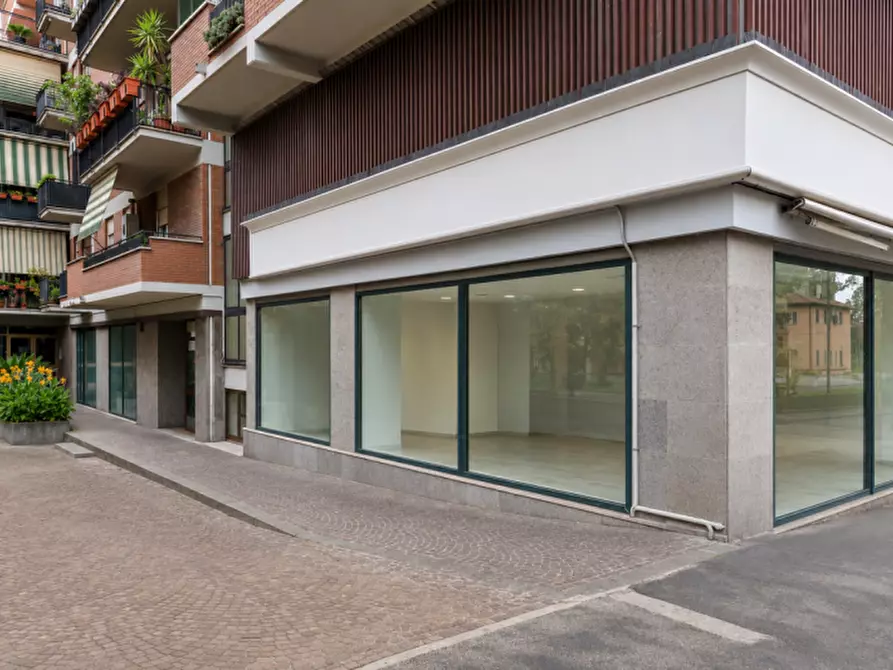 Immagine 20 di Negozio in affitto  in quirino Majorana a Roma