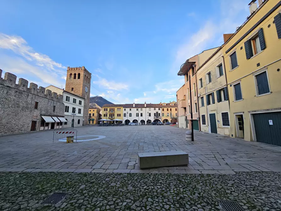 Immagine 3 di Negozio in vendita  in PIAZZA GIUSEPPE MAZZINI a Monselice