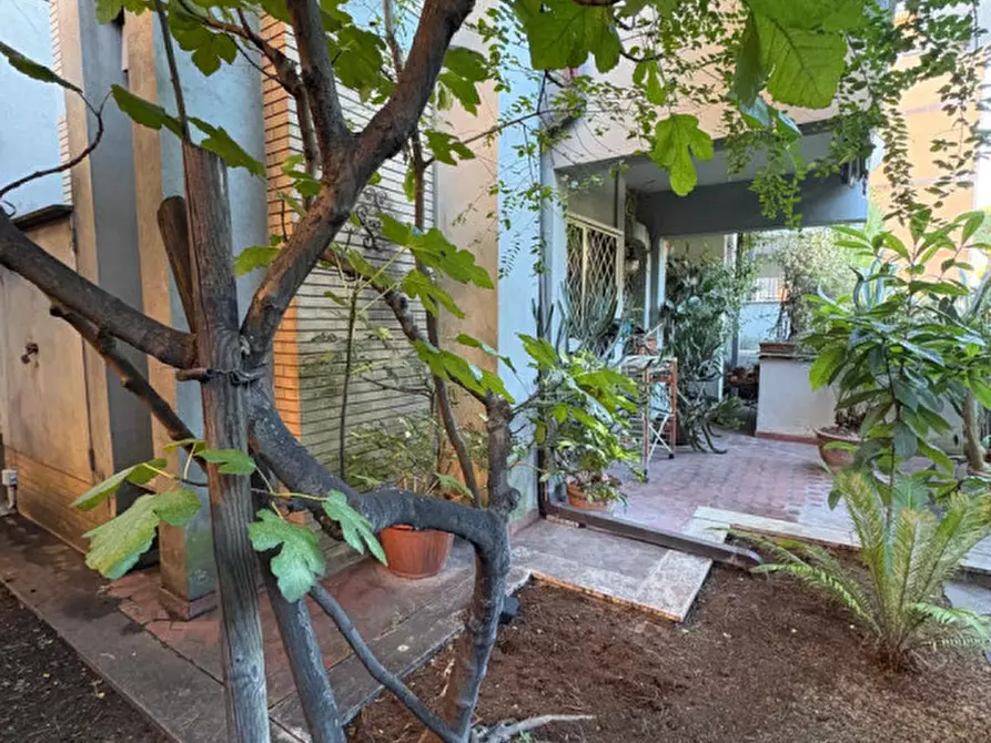 Immagine 21 di Appartamento in vendita  in Via dei Carpegna a Roma