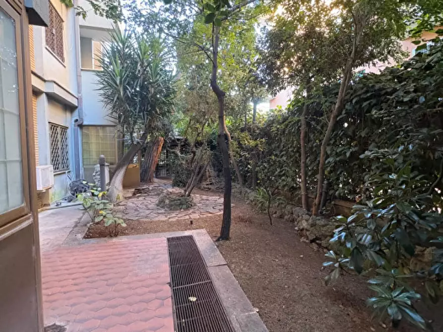 Immagine 23 di Appartamento in vendita  in Via dei Carpegna a Roma