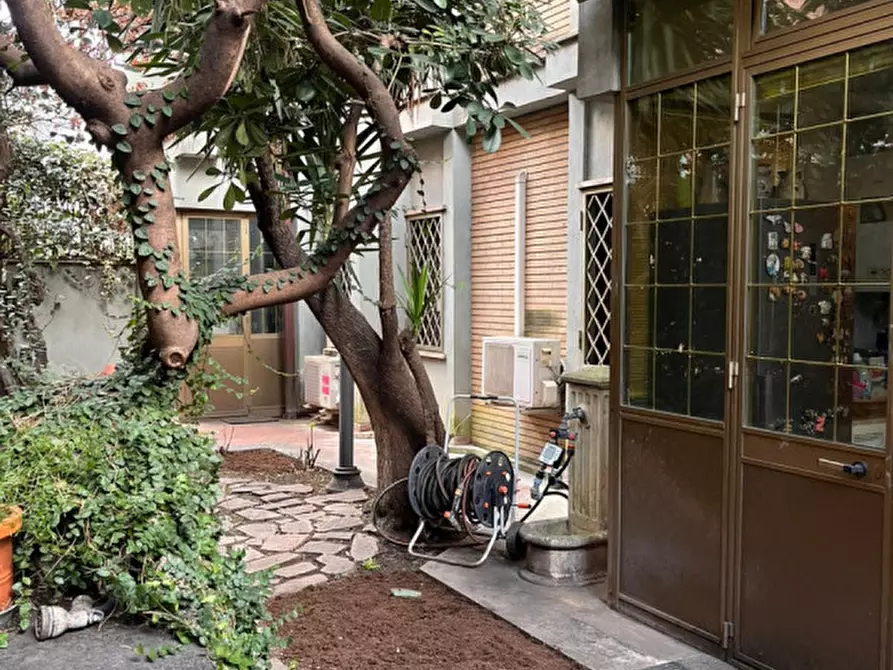 Immagine 43 di Appartamento in vendita  in Via dei Carpegna a Roma
