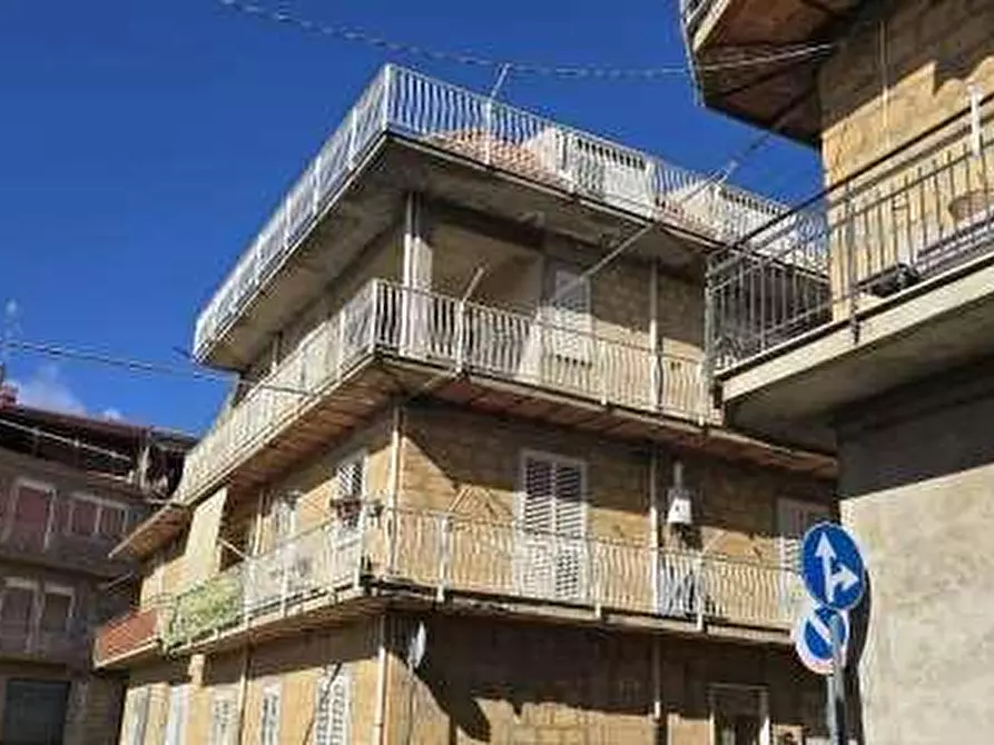 Immagine 19 di Appartamento in vendita  in Via Martin Luther King snc - 94012 Barrafranca (EN) a Barrafranca