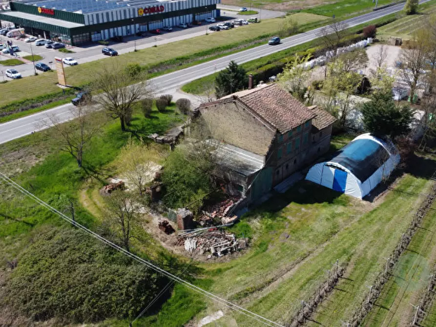 Immagine 2 di Terreno in vendita  in Via Guastalla 2 a Rio Saliceto