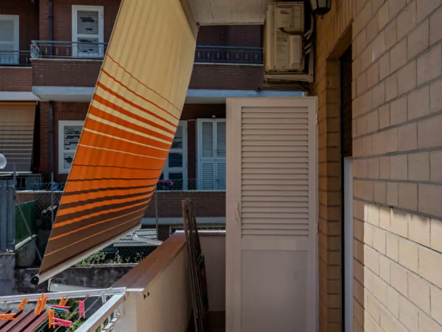 Immagine 37 di Appartamento in vendita  in via rudiano a Roma
