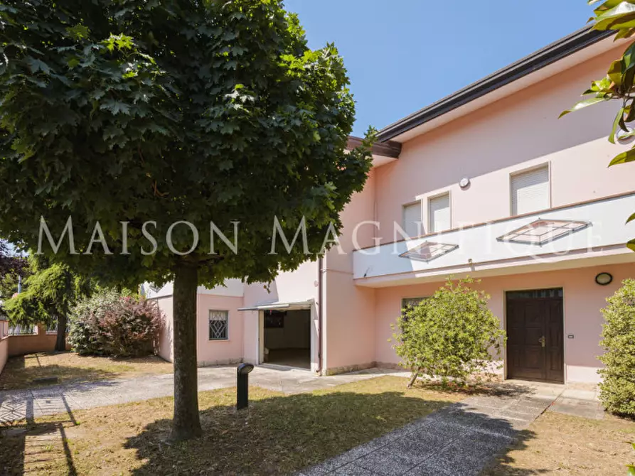 Immagine 66 di Villa in vendita  in Via Pomposa a Lagosanto