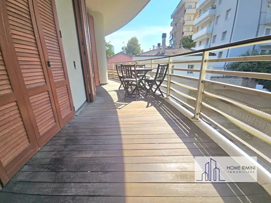 Immagine 9 di Appartamento in vendita  in Viale Amerigo Vespucci a Rimini