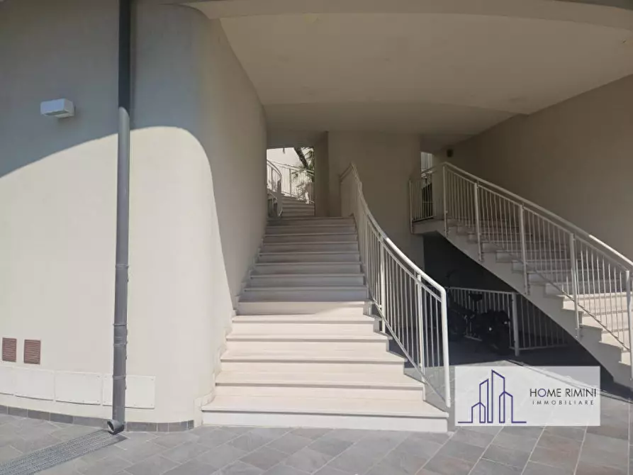 Immagine 38 di Appartamento in vendita  in Viale Amerigo Vespucci a Rimini